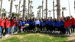 SEÇER, SPORCULARLA BİR ARAYA GELDİ
