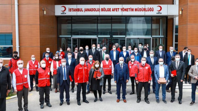 ADANA KIZILAY TÜRKİYE BİRİNCİSİ