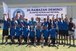 SARIÇAM BELEDİYESİ SPOR KULÜBÜ HENTBOL TAKIMI ŞAMPİYON OLDU