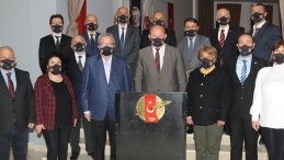 ESENDEMİR: GAZETECİ KİSVESİYLE ETNİK AYRIMCILIK YAPILMAMALIDIR