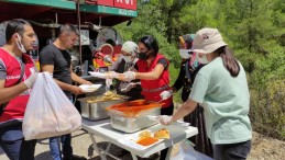 KIZILAY YANGIN BÖLGESİNDE YARALARI SARIYOR