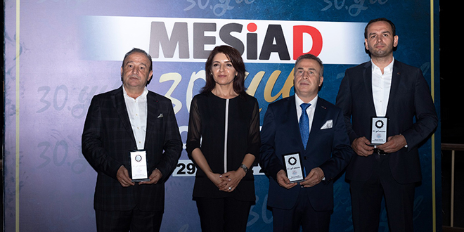 GÜLCAN KIŞ: İŞ DÜNYASINI ÇOK ÖNEMSİYORUZ