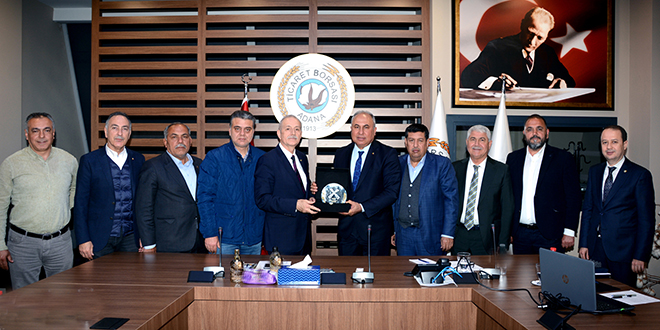 ADANA TİCARET BORSASI, YILIN KURULUŞU ÖDÜLÜ ALDI