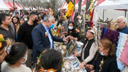 ADANA, PORTAKAL ÇİÇEĞİ KARNAVALI İLE BİR BAŞKA GÜZEL