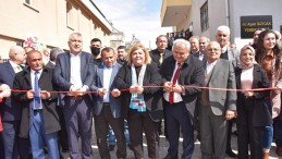 HÜLYA ERDEM, SEVİNÇLERİ DE ACILARI DA PAYLAŞIYOR…
