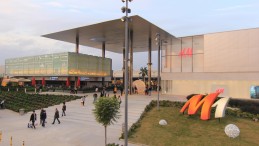 BAYRAM ALIŞVERİŞİ M1 ADANA AVM’DE