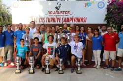 ATDSK’DA ŞAMPİYONLAR KUPALARINI ALDILAR