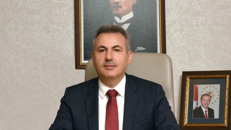 VALİ DR. SÜLEYMAN ELBAN’IN 24 KASIM ÖĞRETMENLER GÜNÜ MESAJI