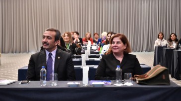 “BU YOLU KADINLARIMIZLA EL ELE YÜRÜYECEĞİZ”