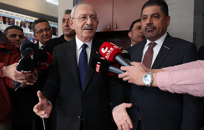 KILIÇDAROĞLU, SÜLEYMAN SÖNMEZ’İ ZİYARET ETTİ