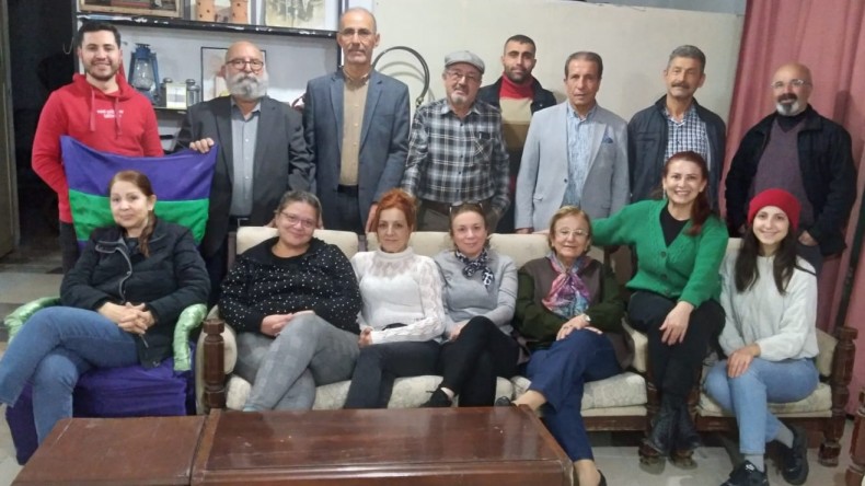 -DOST OYUNCULAR, DEMOKRASİ MÜCADELESİNİ SAHNELEYECEK