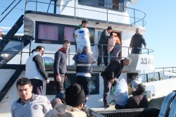 KARATAŞ’TAN HATAY’A YARDIM DENİZ YOLU İLE ULAŞTIRILIYOR