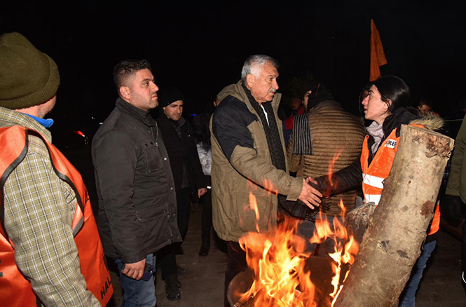 ZEYDAN KARALAR, “ZOR GÜNLERİ BİRLİKTE AŞACAĞIZ.”