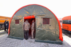 İBB HATAY’DA ISI YALITIMLI BÜYÜK ÇADIRLAR KURDU