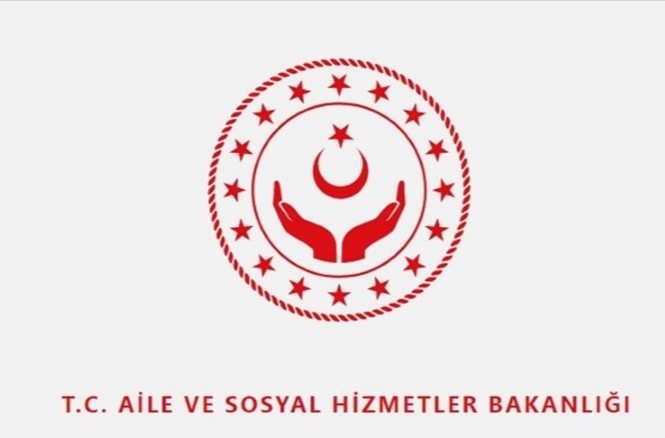 BAKANLIK ENKAZDAN YARALI KURTULAN DEPREMZEDE ÇOCUKLARI DENİZLİ’DE ANNELERİYLE BULUŞTURDU