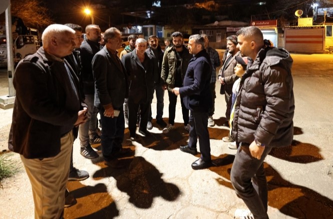 BAŞKAN KOCAİSPİR GECE DEPREM BÖLGESİNE KOŞTU