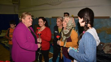 BAŞKAN HÜLYA ERDEM, KADINLARI UNUTMADI