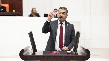 EN AHLAKSIZ İŞİ KIZILAY BAŞKANI YAPTI!