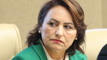 “NEDEN İSTİFA ETMİYORSUNUZ?”