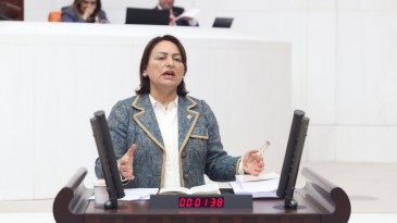 “PARADA CEVVAL HÜKÜMET, ÖNLEMDE NEDENSE AYNI CEVALLİĞİ GÖSTERMİYOR”