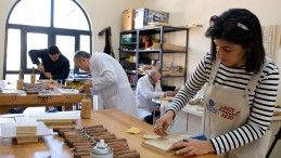 DÜNYANIN KAOSUNDAN KURTARAN ATÖLYEYE YOĞUN İLGİ