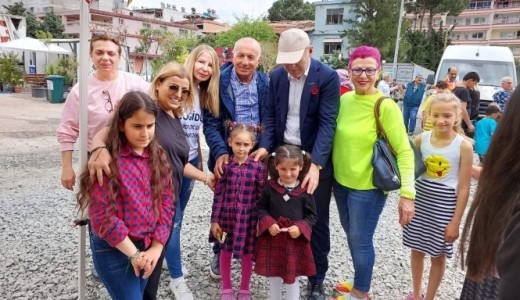 ÇUKUROVA SİFED AİLESİ DEPREMZEDE ÇOCUKLARI UNUTMADI