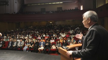 “KARİYERİNİ PLANLA, GELECEĞİNİ TASARLA.”