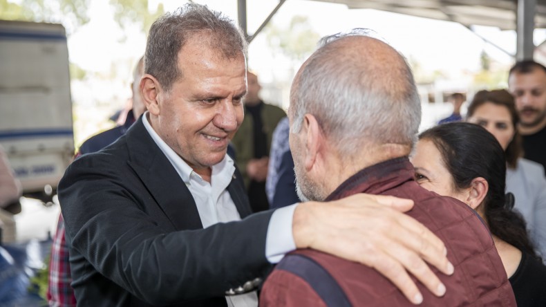 GENÇLERDEN BAŞKAN SEÇER’E YOĞUN İLGİ