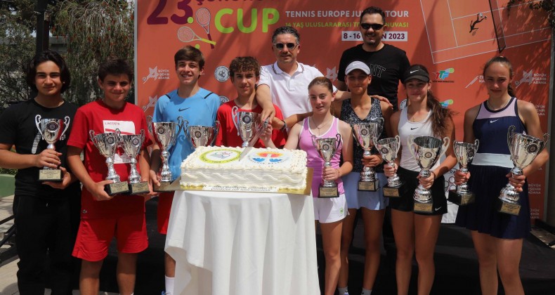 ÇUKUROVA CUP’ta KUPALAR SAHİPLERİNİ BULDU