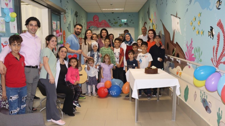 TALASEMİLİ ÇOCUKLARA SÜRPRİZ ETKİNLİK