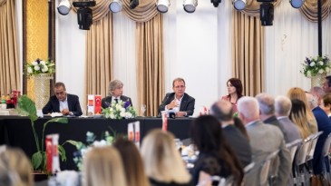 BAŞKAN SEÇER, TURİZM İŞLETMECİLERİYLE BULUŞTU