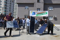 MERSİN BÜYÜKŞEHİR TOROSLARIN ZİRVESİNİ AYDINLATIYOR