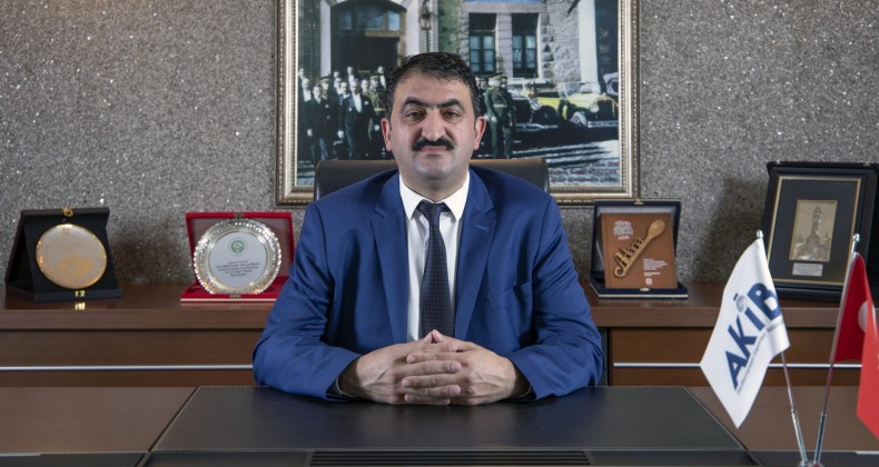 “KATMA DEĞERİ YÜKSEK YENİLİKÇİ ÜRÜNLER KİMYA SEKTÖRÜNE FIRSAT KAPILARINI ARALAYACAK”