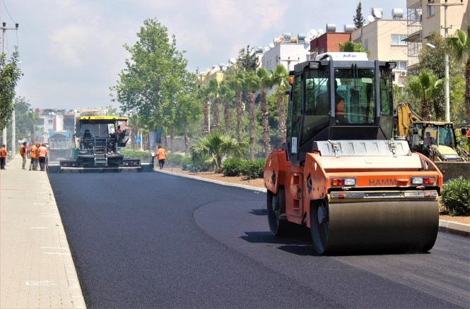 BÜYÜKŞEHİR, TOROSLAR’IN YOLLARINDA YENİLEME ÇALIŞMASI GERÇEKLEŞTİRİYOR