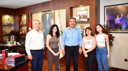 DÜNYAYI PLASTİKTEN KURTARACAK BULUŞ!
