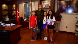 TÜRKİYE İKİNCİSİ OLDULAR SONER ÇETİN’E KOŞTULAR