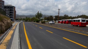 BÜYÜKŞEHİR, GÖZNE CADDESİ’NDEKİ 3 KİLOMETRELİK YOLU YENİLEDİ