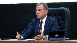 “BU SORUN SİYASETE MALZEME EDİLMEYECEK KADAR BİR RIZIK SORUNUDUR”