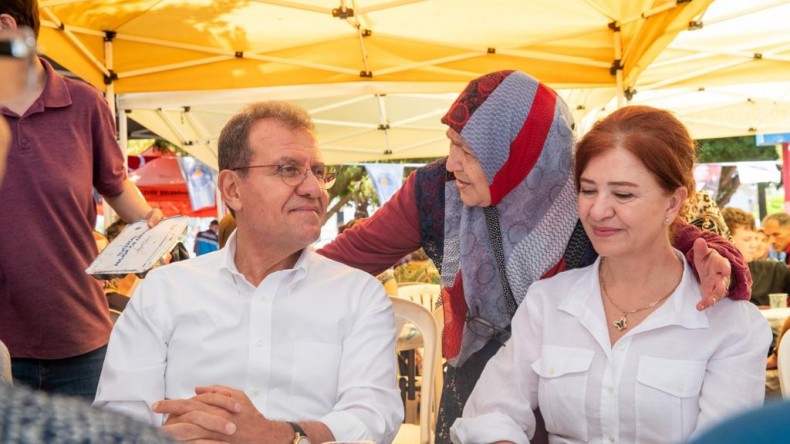 “BİZ VARIZ RAHAT OLUN. HER ZAMAN YANINIZDAYIZ”