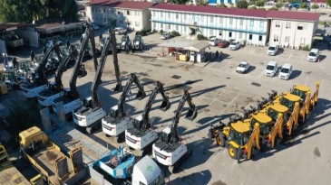 ASKİ, 145 YENİ ARAÇ VE İŞ MAKİNESİNİ FİLOSUNA DAHİL ETTİ