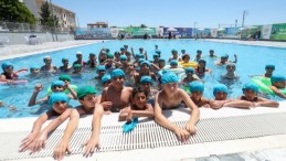 SARIHAMZALI YÜZME HAVUZU ŞENLENDİ