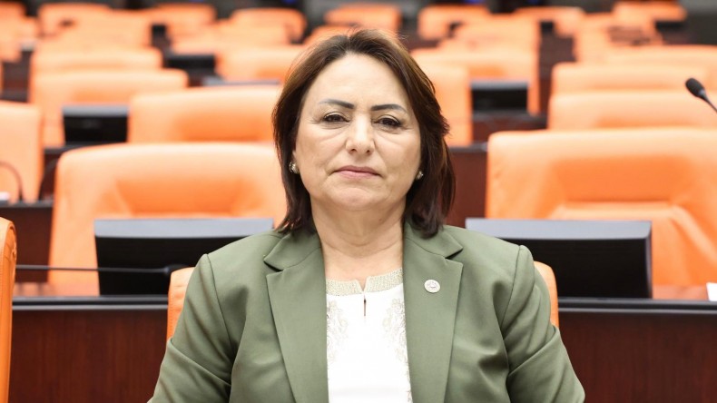 130 BİN İNSAN İŞTEN ATILDI