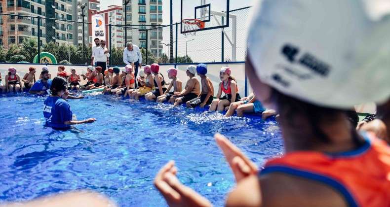 SARIÇAM’DA PORTATİF HAVUZ AÇILDI