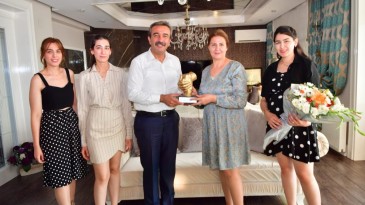 AYIN ÇUKUROVALISI SEVİM PAYDAŞ OLDU