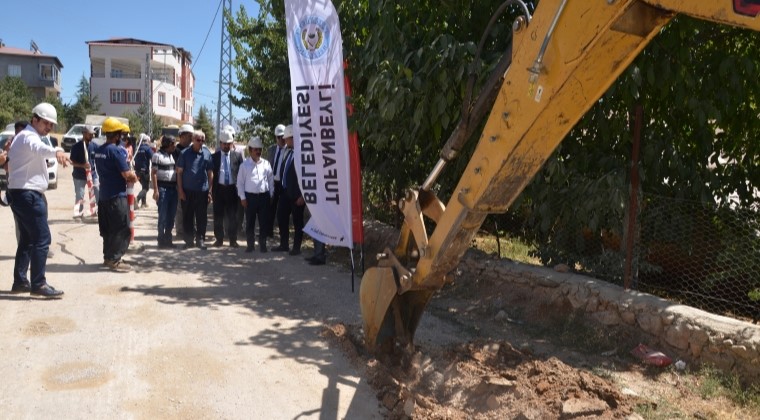 TUFANBEYLİ BU KIŞ DOĞAL GAZA KAVUŞUYOR