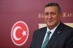 GÜRER, ÇKS’Yİ MERCEK ALTINA ALDI