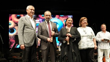 ALTIN KOZA’DA ONUR ÖDÜLLERİ