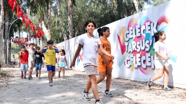 TARSUS GENÇLİK KAMPI KENDİLERİNİ KEŞFETMEK İSTEYEN ÇOCUKLARI BEKLİYOR