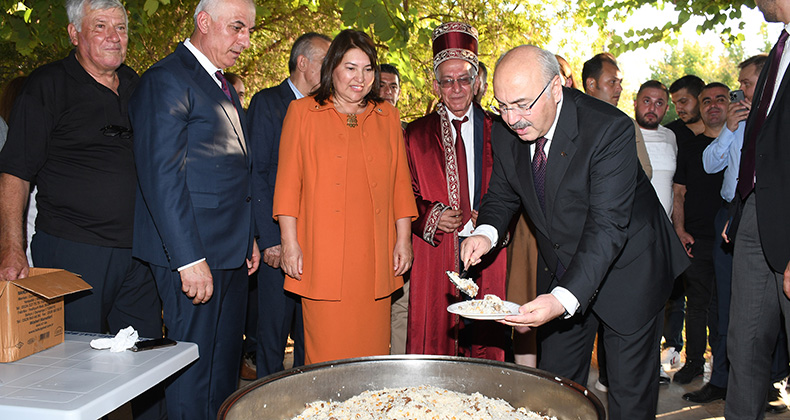 ADANA’DA AHİLİK HAFTASI COŞKUSU YAŞANDI