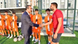 AMATÖR KULÜPLERDEN BAŞKAN SONER ÇETİN’E TEŞEKKÜR